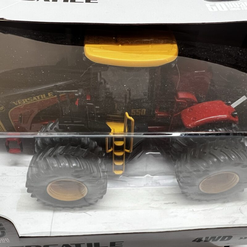 Versatile 550 - 4WD '50 years of Power' 1996-2016 NIB (for display) - Image 5