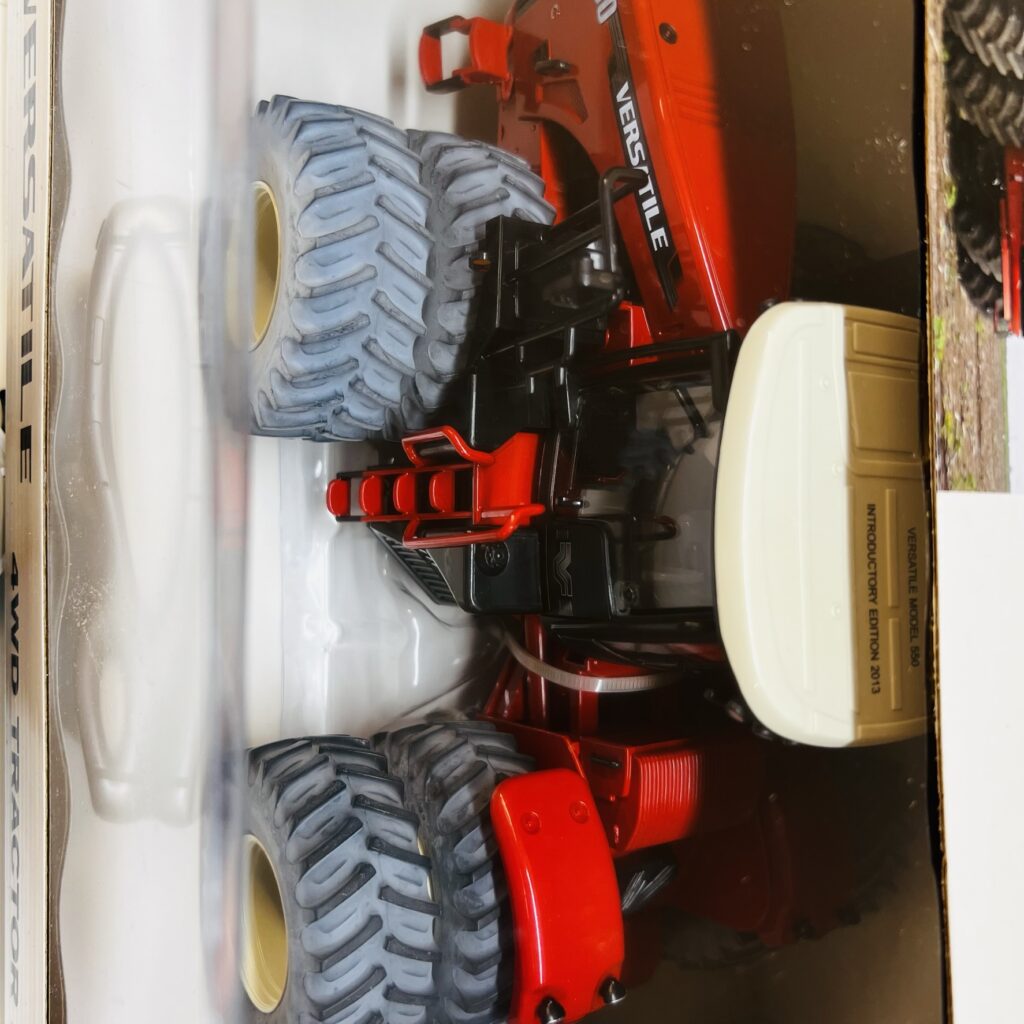 Versatile 500 4WD Tractor NIB for display