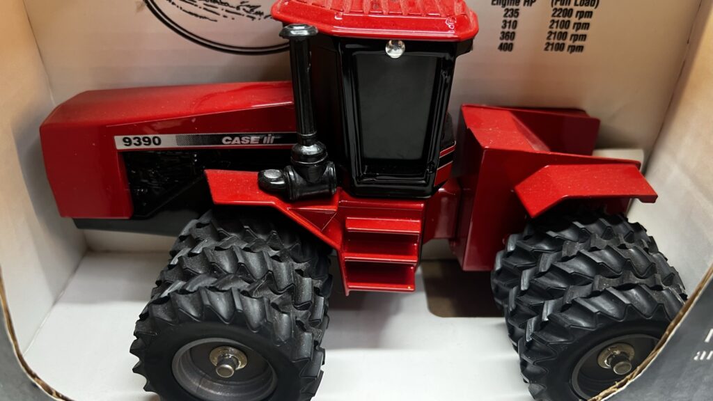 Case IH 9390 - NIB for display - Special Fargo Employee April 1998 - Image 5