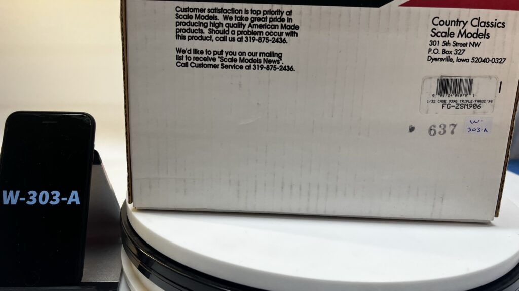 Case IH 9390 - NIB for display - Special Fargo Employee April 1998 - Image 11