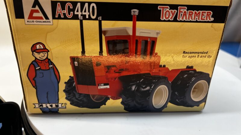AC-440 - Toy Farmer - Image 3