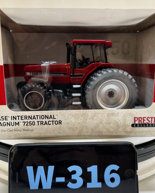 Case International Magnum 7250 Tractor Prestige NIB
