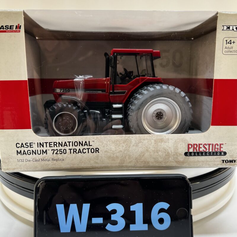 Case International Magnum 7250 Tractor Prestige NIB