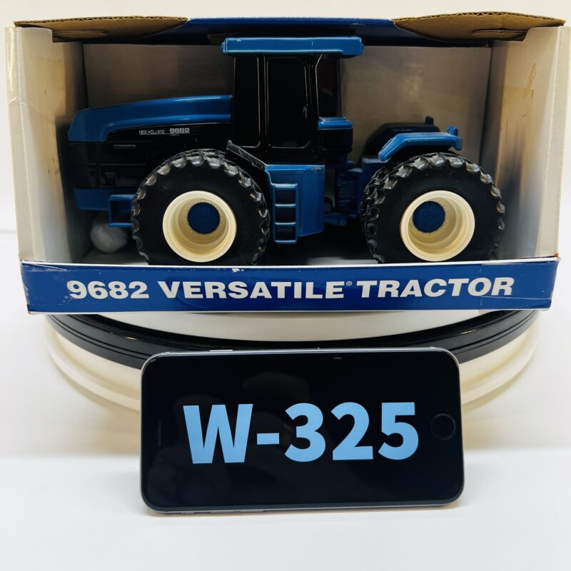 New Holland 9682 Versatile Tractor, Duals