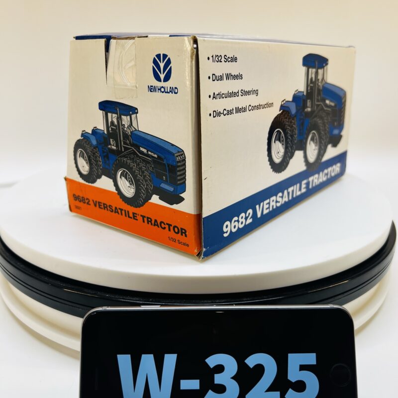 New Holland 9682 Versatile Tractor, Duals - Image 4