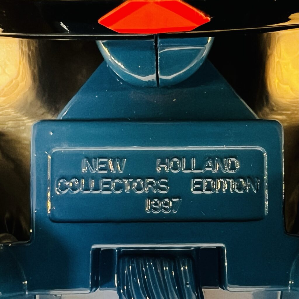 New Holland 9882 Verstile 4WD, Collectors Edition, Ertl Collectables8 2 Series Versatile, triples, - Image 10