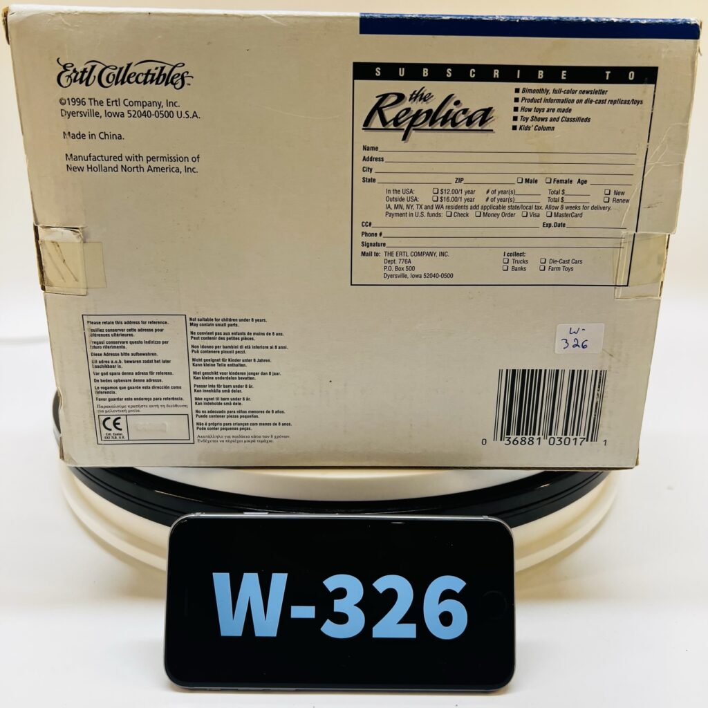 New Holland 9882 Verstile 4WD, Collectors Edition, Ertl Collectables8 2 Series Versatile, triples, - Image 9