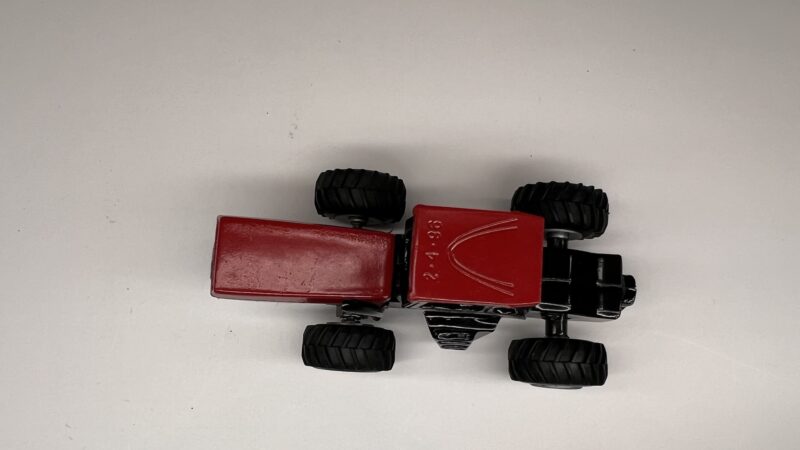 1/64 CASE INTERNATIONAL 4994 ST LOUIS TOY SHOW TRACTOR - Image 10