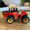 Versatile 895 Butcher's Toys MI 1990