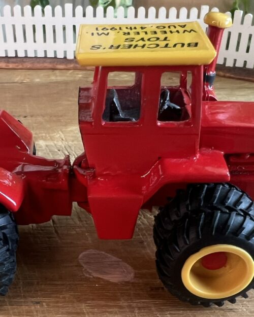 Versatile 825 Butcher's Toys MI 1991