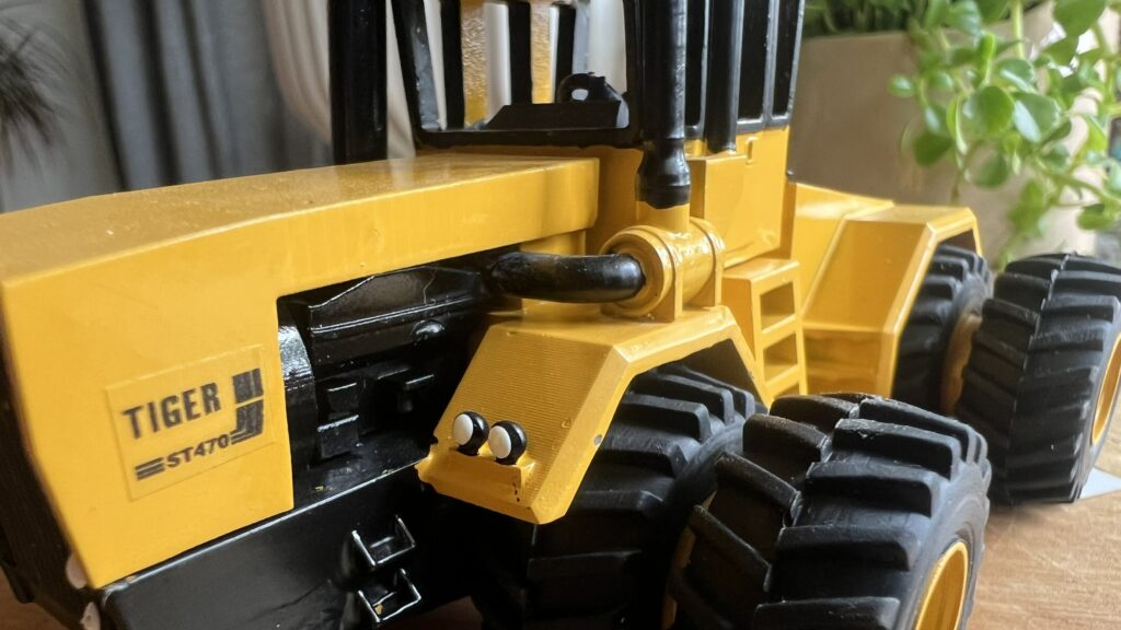 Steiger Tiger Industial Paint