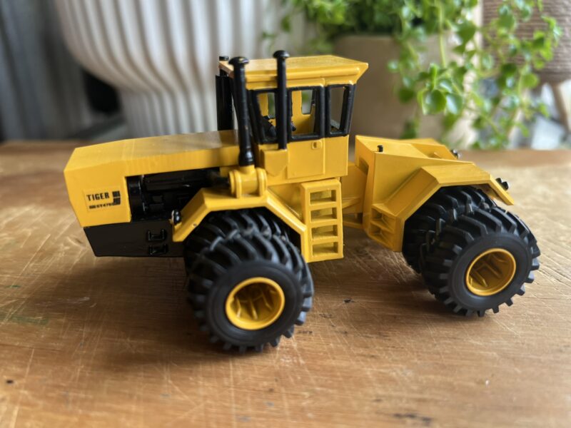 Steiger Tiger Industial Paint - Image 2