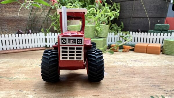 1/64 INTERNATIONAL 4366 ST LOUIS TOY SHOW TRACTOR - Image 17