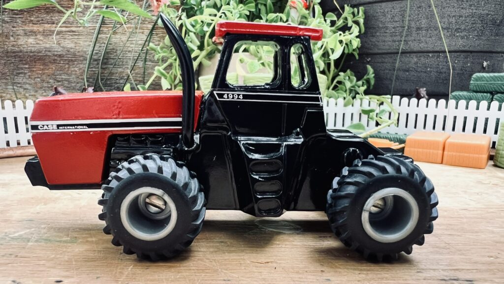 1/64 CASE INTERNATIONAL 4994 ST LOUIS TOY SHOW TRACTOR - Image 22