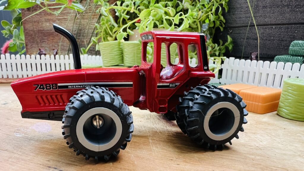 IH 2+2 7488, Duals - Image 13
