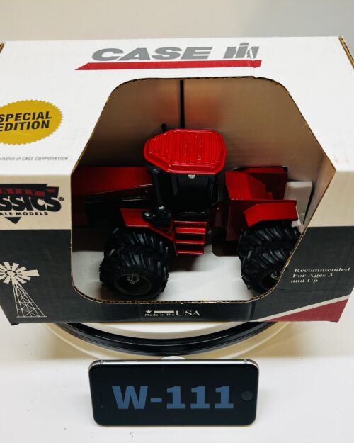 Case International 9270 Heritage Collection, Country Classics by Scale Model, red