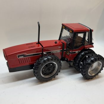 International Harvester 2+2 6588