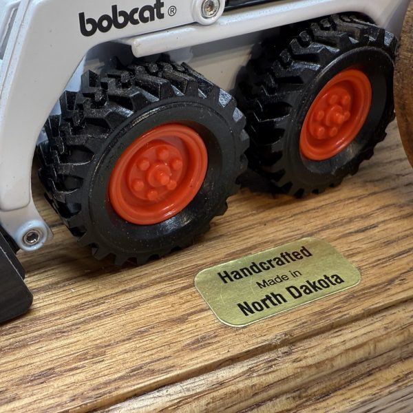 1/32 Bobcat Skid Steer Desk Clock - Image 3