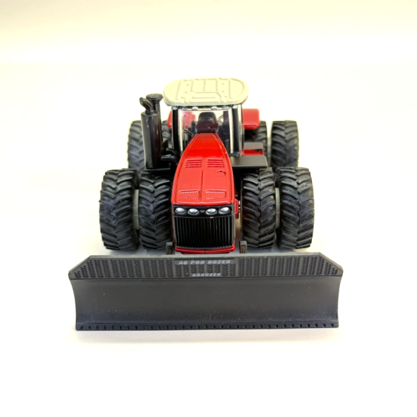 1/64 Versatile 450 4WD w/ Grouser Ag Pro Dozer Blade - Image 7