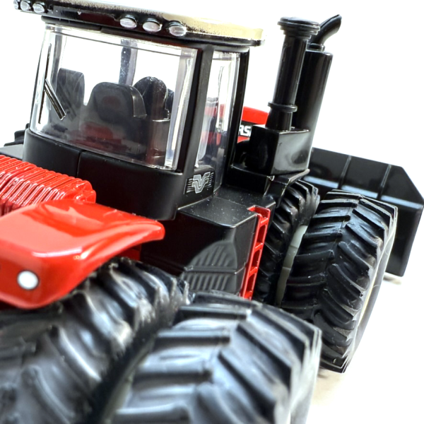 1/64 Versatile 450 4WD w/ Grouser Ag Pro Dozer Blade - Image 2