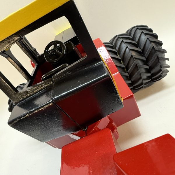 1/16 Versatile 935 w/ Triples - Image 5