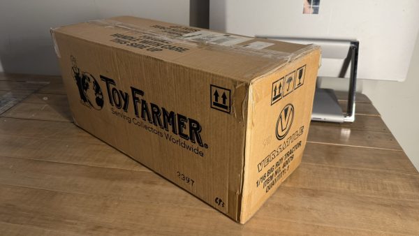 RARE! 1/16 Versatile Big Roy 1080 Tractor Set | Toy Farmer - Image 15