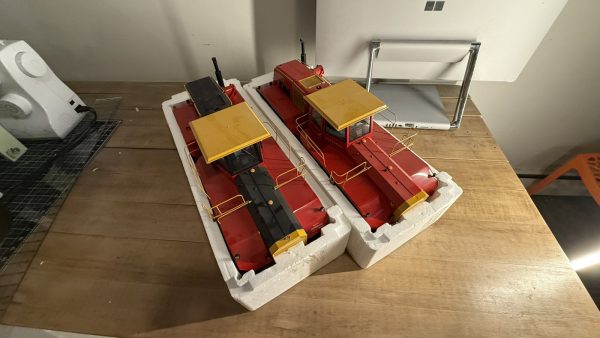 RARE! 1/16 Versatile Big Roy 1080 Tractor Set | Toy Farmer - Image 2